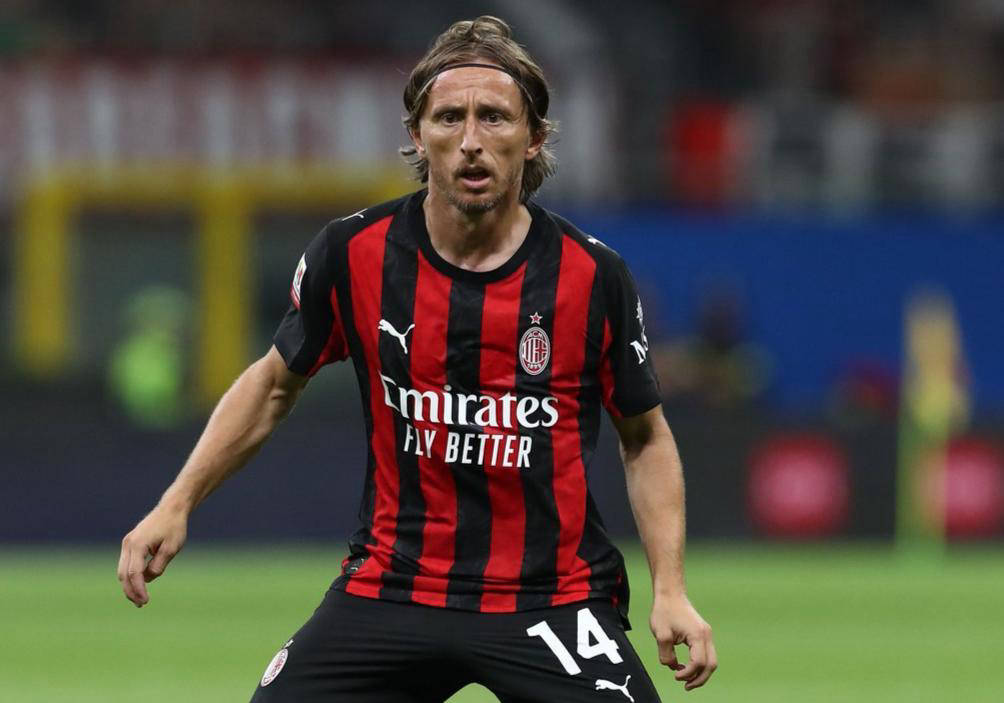 德州扑克中后期策略怎么选（德州扑克中后期策略选择指南）